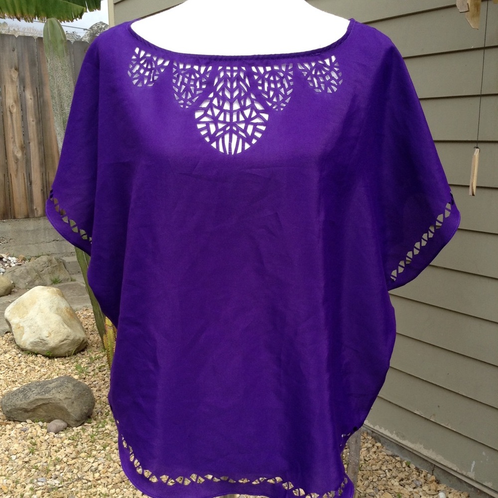 Guess Cut Out Blouse
